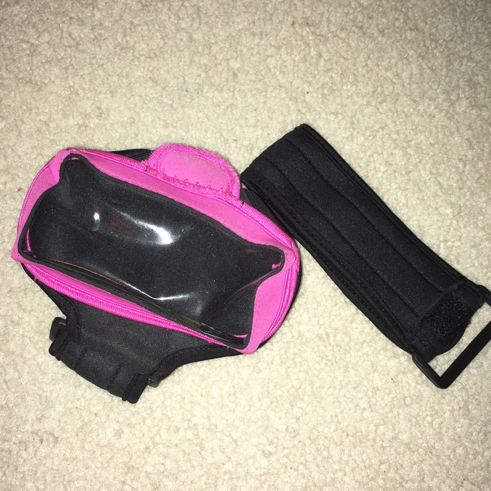 Exercise Armband with Adjustable Strap